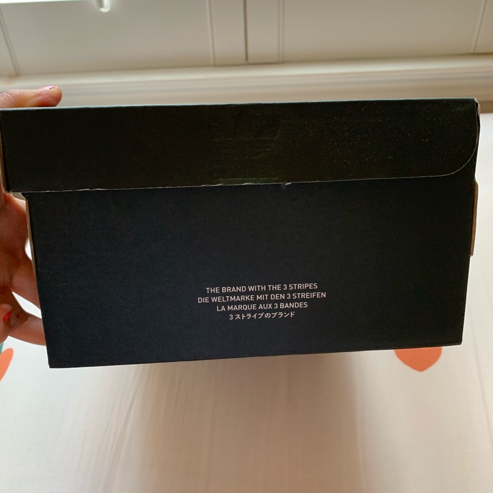 Adidas Nmd_r1 In Size Women’s 7 In Forest Green - image 7